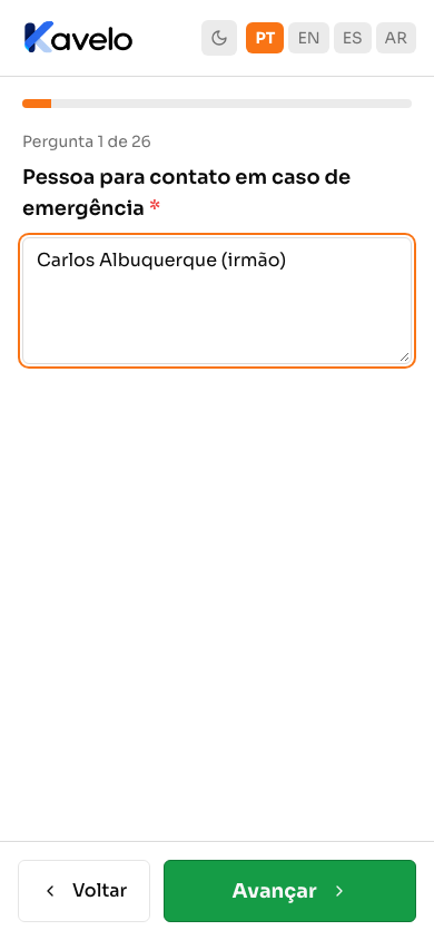 Uma pergunta da anamnese na tela do celular, respondida
