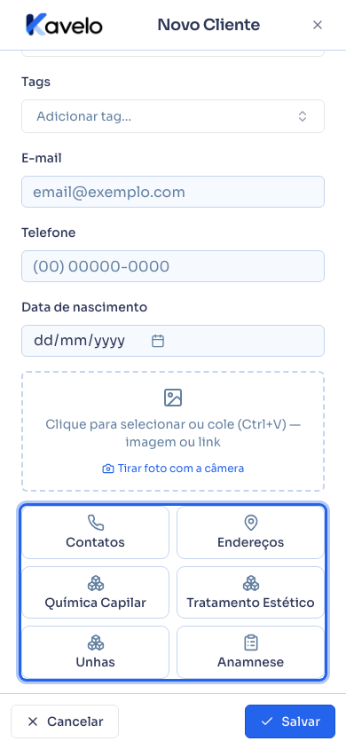 Cadastro de cliente no celular, com Dados Pessoais à mostra e as outras abas como botões